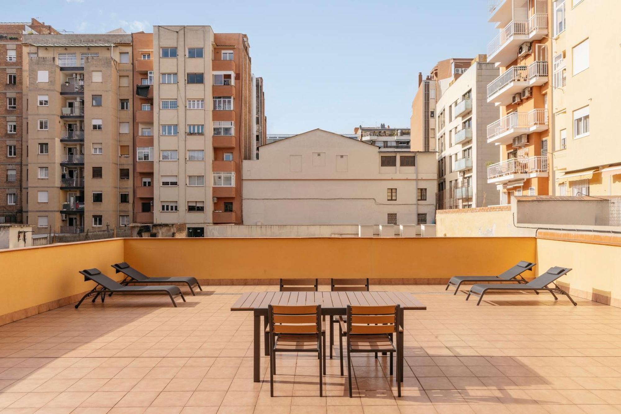 Barcelona Apartment Villarroel — Photos 1