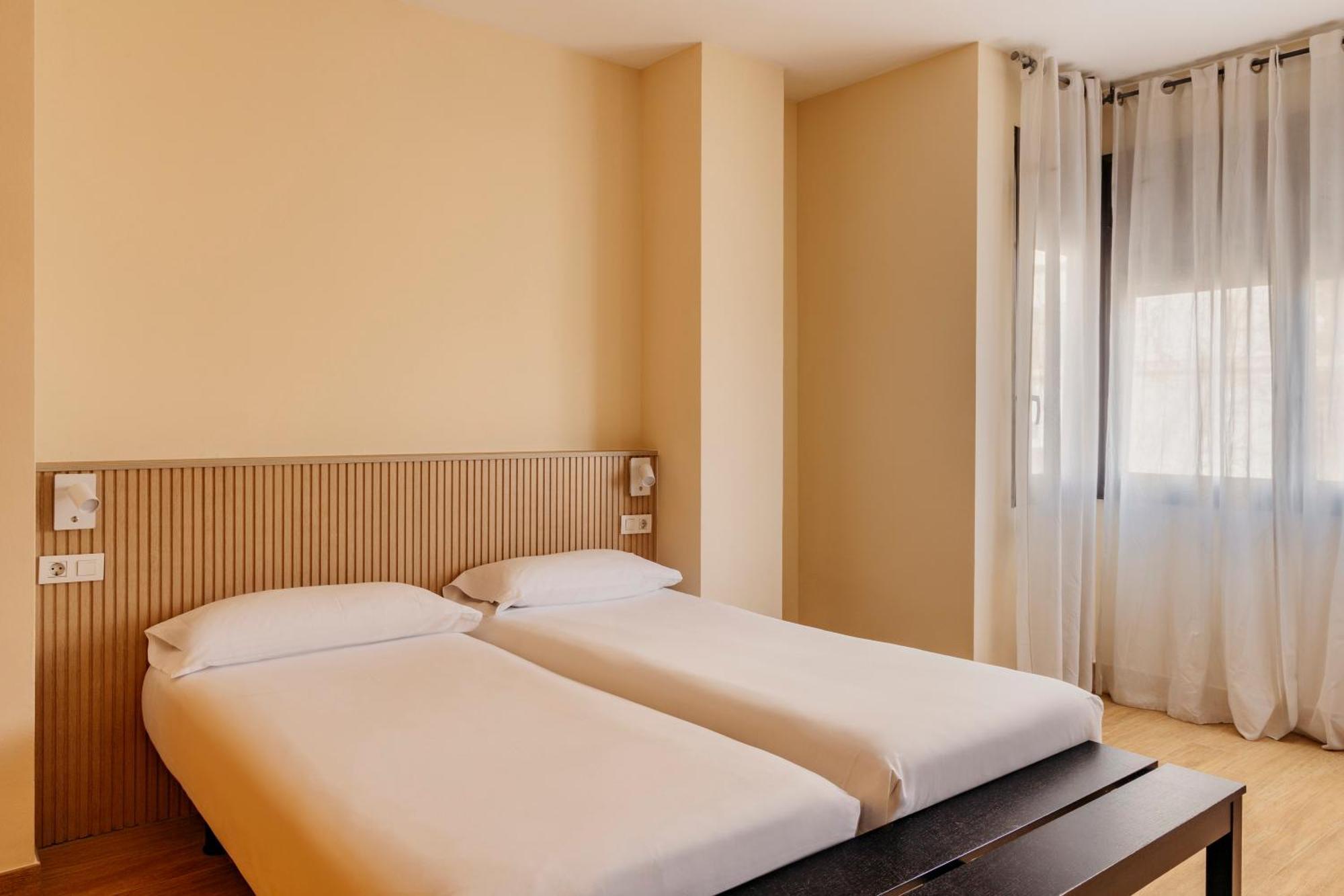 Barcelona Apartment Villarroel — Photos 2